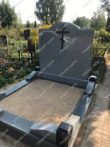 Горизонтальный памятник, семейный памятник