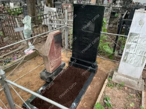 Одиночный памятник, вертикальный памятник