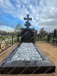 Одиночный памятник, вертикальный памятник
